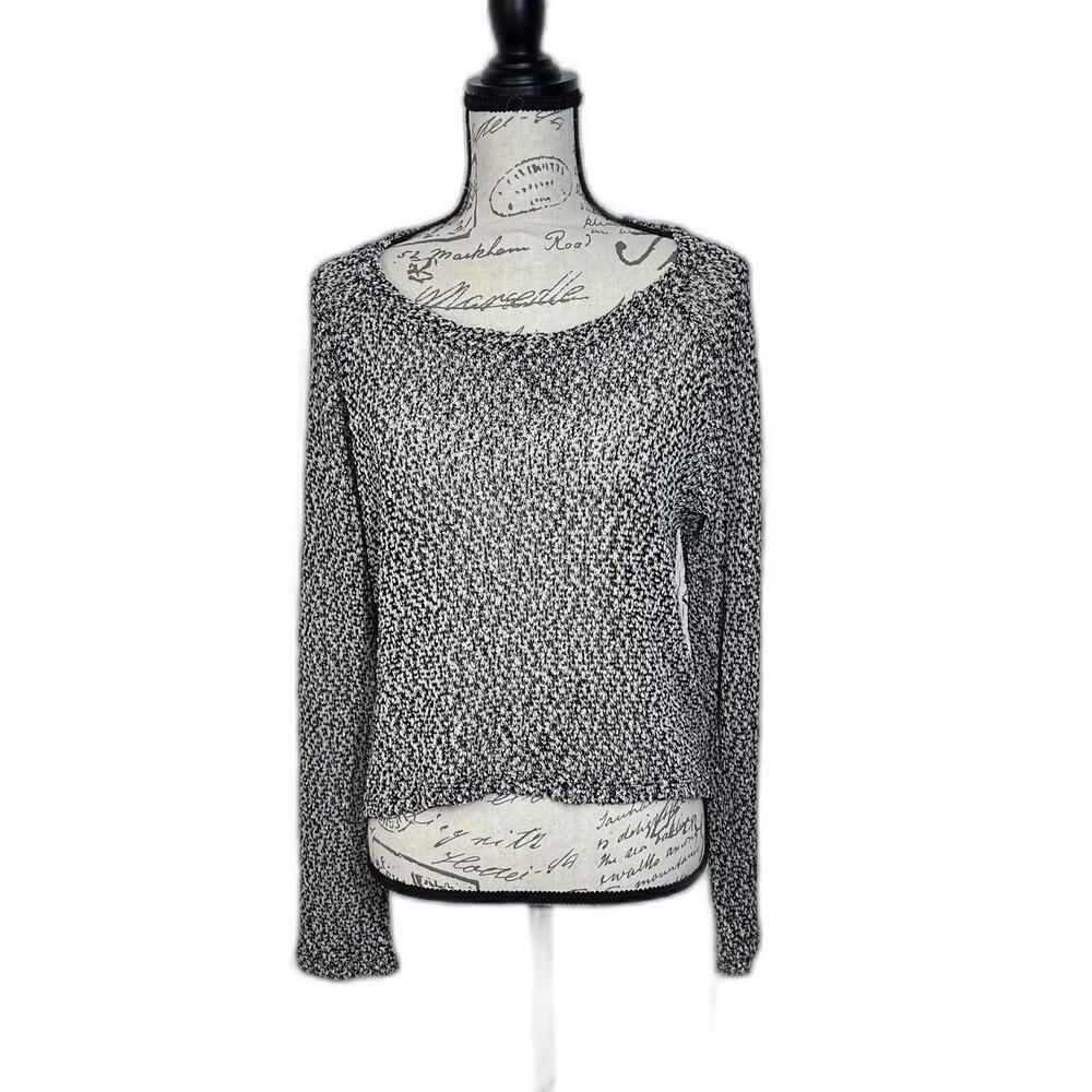 Aeropostale open knit hi/lo‎ black and white sweater Women's size XL